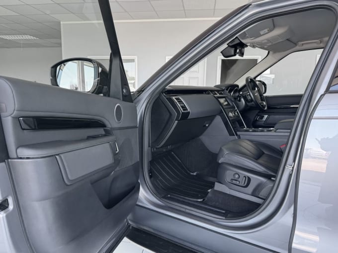 2025 Land Rover Discovery