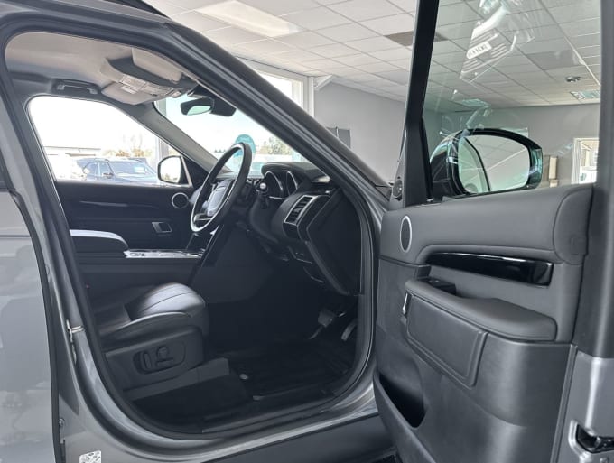 2025 Land Rover Discovery