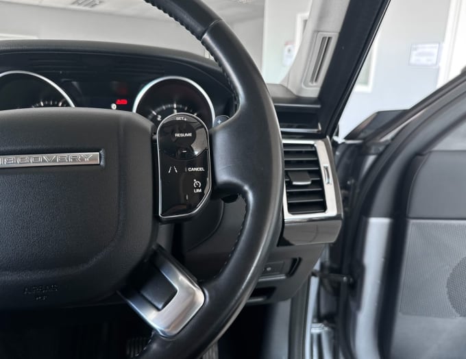 2025 Land Rover Discovery