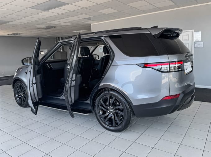 2025 Land Rover Discovery