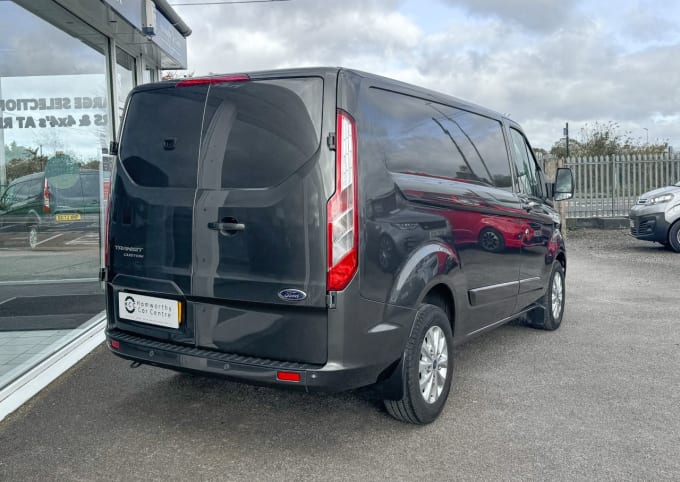 2025 Ford Transit Custom