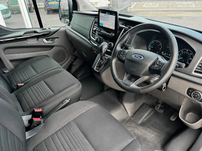 2025 Ford Transit Custom