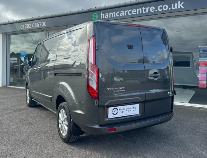 2025 Ford Transit Custom