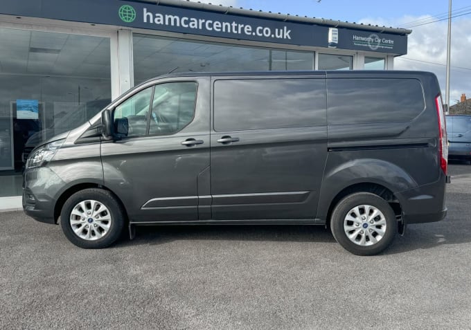 2025 Ford Transit Custom