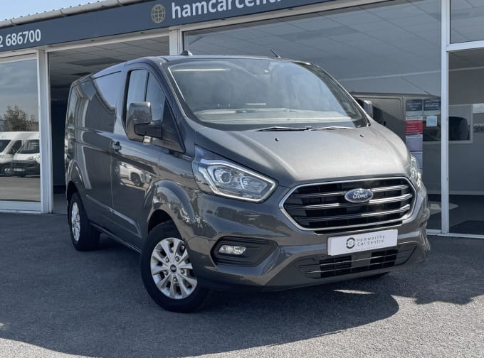2025 Ford Transit Custom