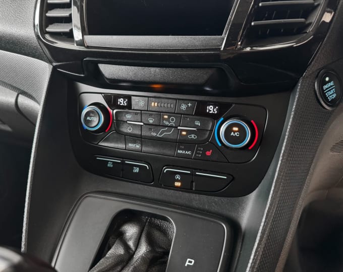 2025 Ford Transit Connect