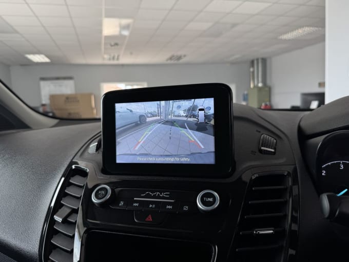 2025 Ford Transit Connect