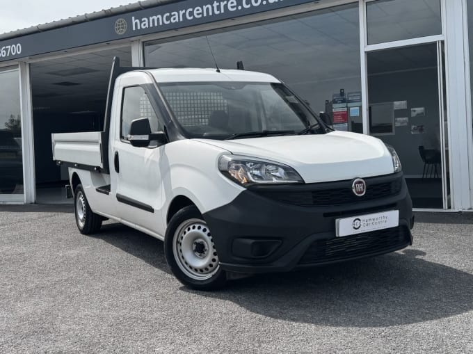 2025 Fiat Doblo