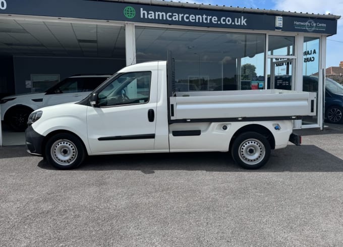 2025 Fiat Doblo