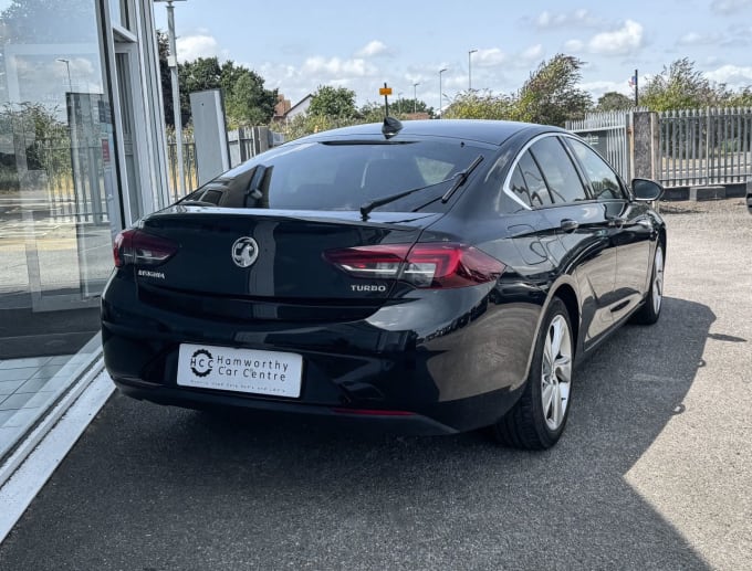 2025 Vauxhall Insignia