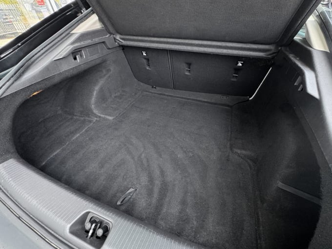 2025 Vauxhall Insignia