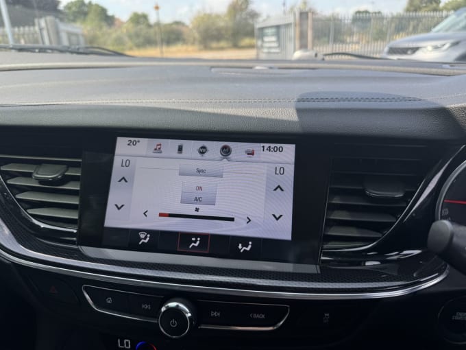 2025 Vauxhall Insignia
