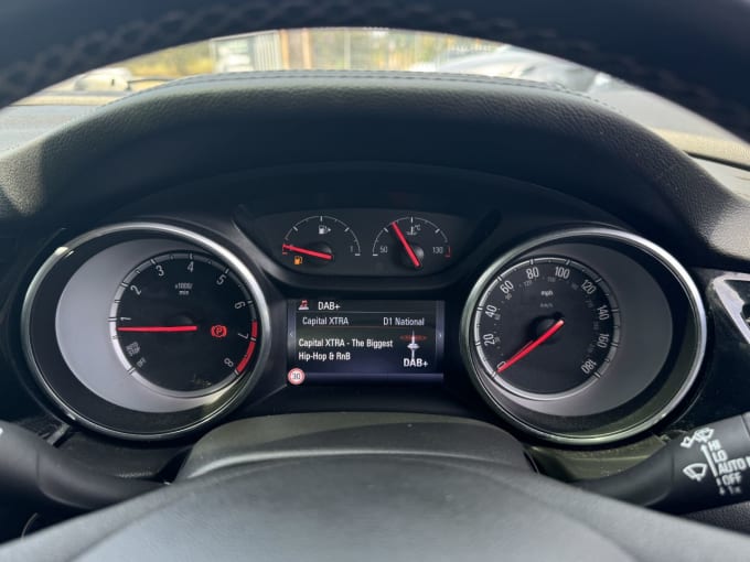 2025 Vauxhall Insignia