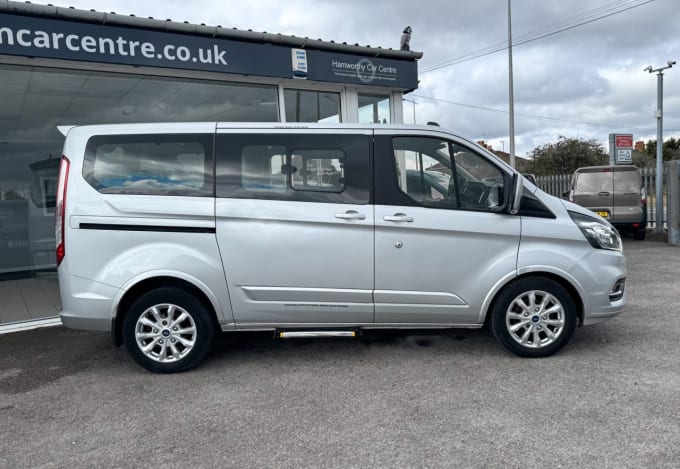2025 Ford Tourneo Custom