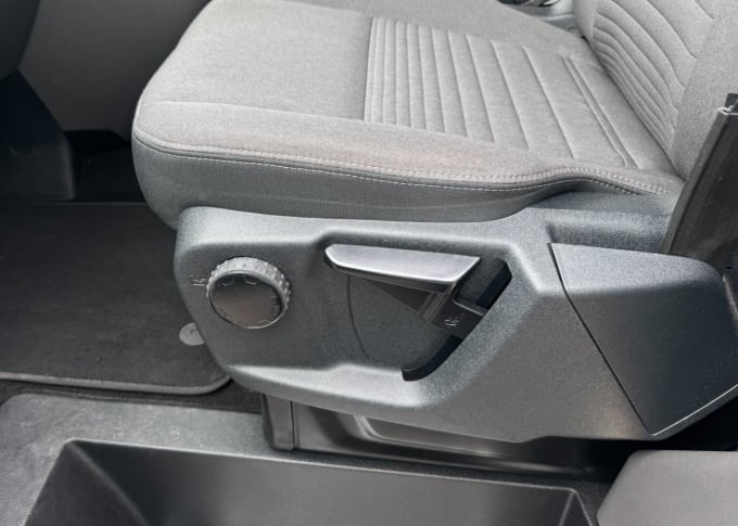 2025 Ford Tourneo Custom