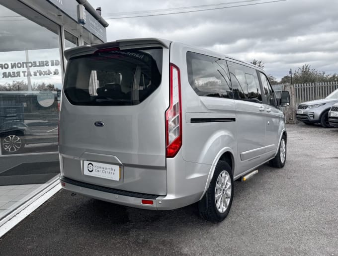 2025 Ford Tourneo Custom