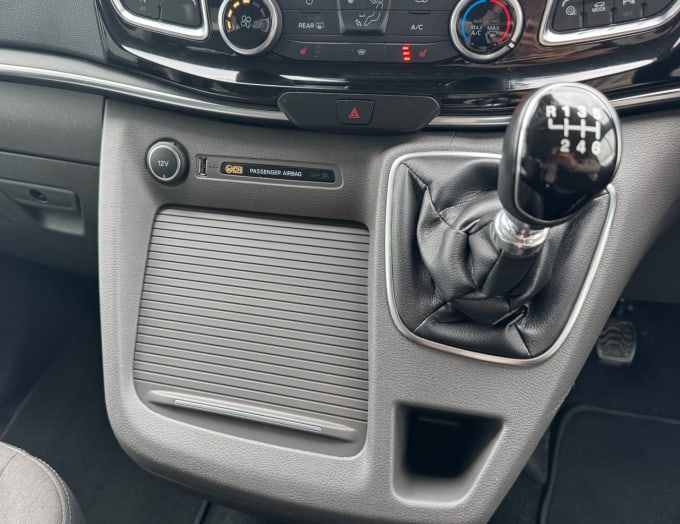 2025 Ford Tourneo Custom