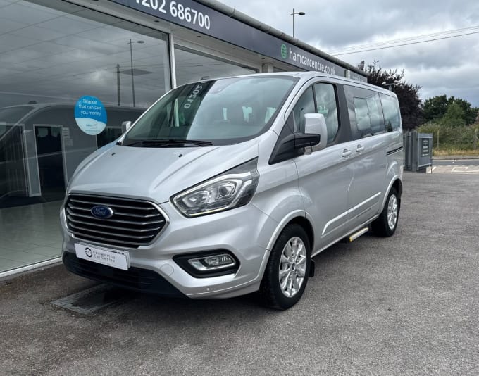 2025 Ford Tourneo Custom
