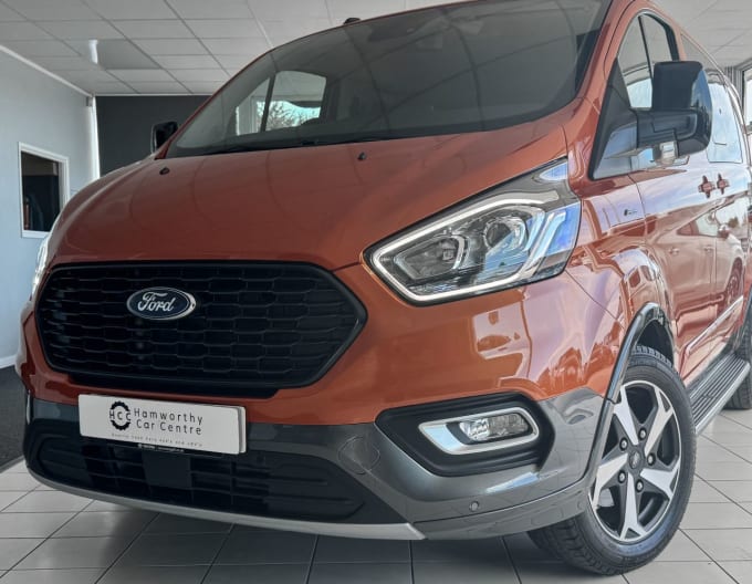 2025 Ford Transit Custom