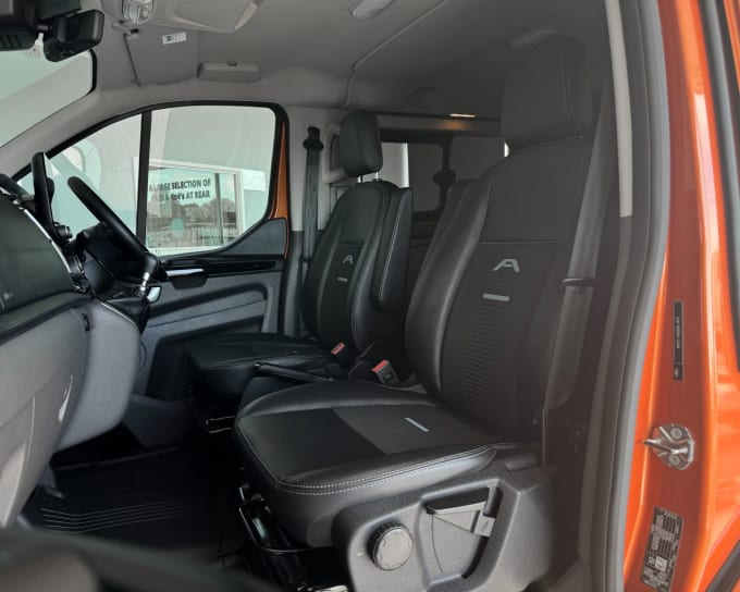 2025 Ford Transit Custom
