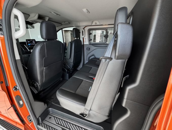 2025 Ford Transit Custom