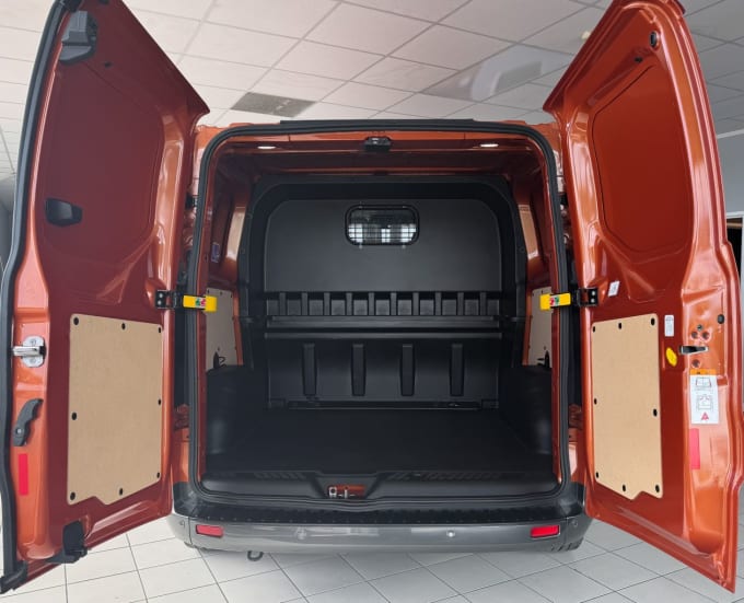 2025 Ford Transit Custom