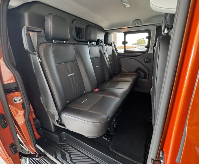 2025 Ford Transit Custom