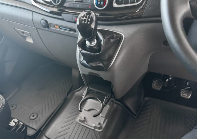 2025 Ford Transit Custom