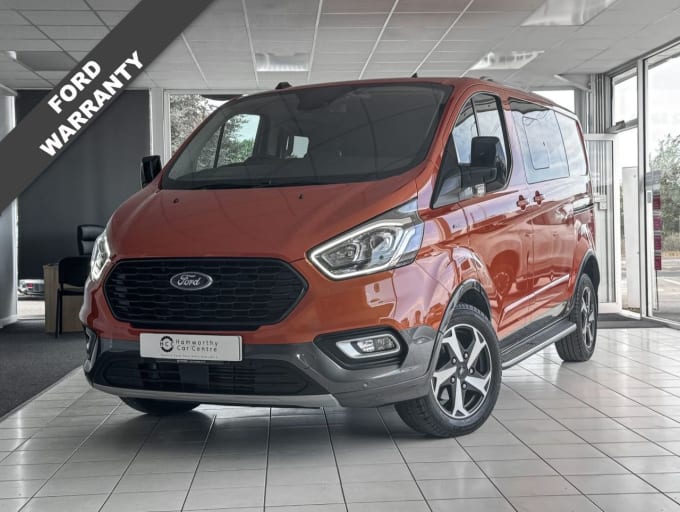 2025 Ford Transit Custom