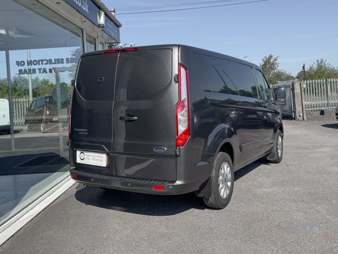 2025 Ford Transit Custom