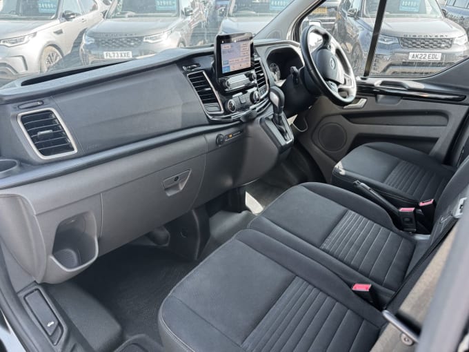 2025 Ford Transit Custom