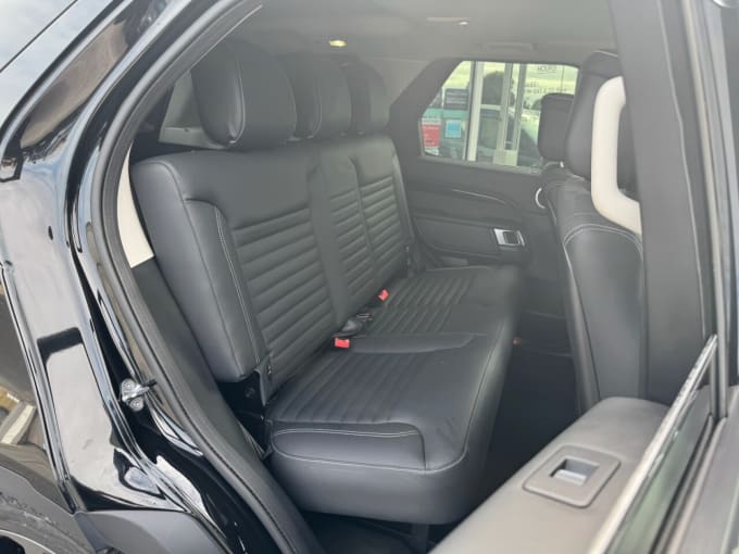 2025 Land Rover Discovery