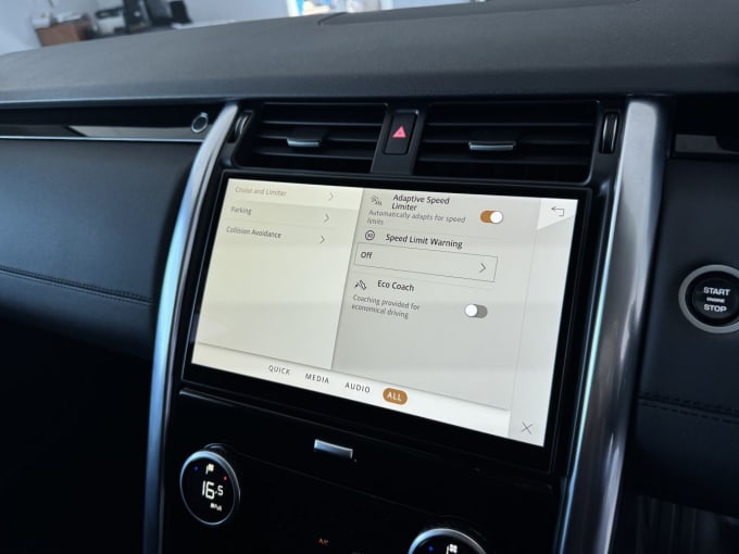2025 Land Rover Discovery
