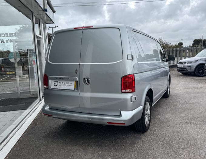 2025 Volkswagen Transporter