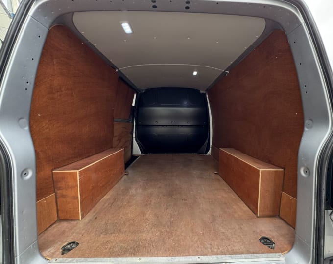 2025 Volkswagen Transporter