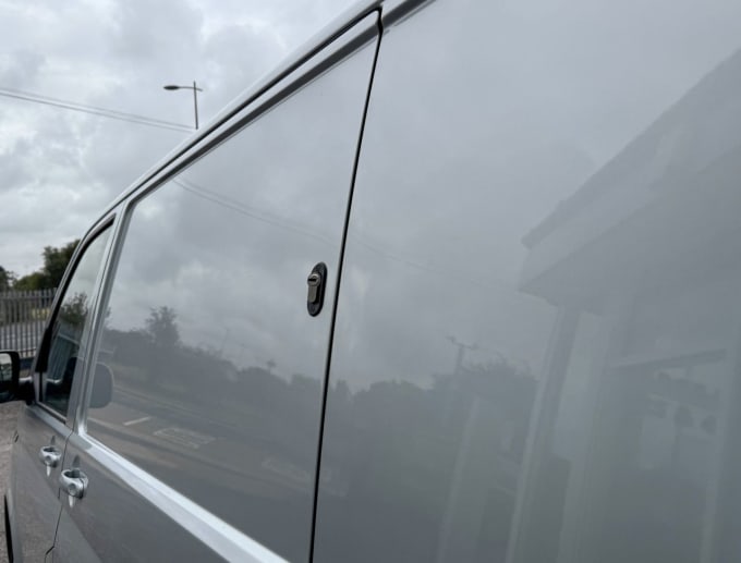 2025 Volkswagen Transporter