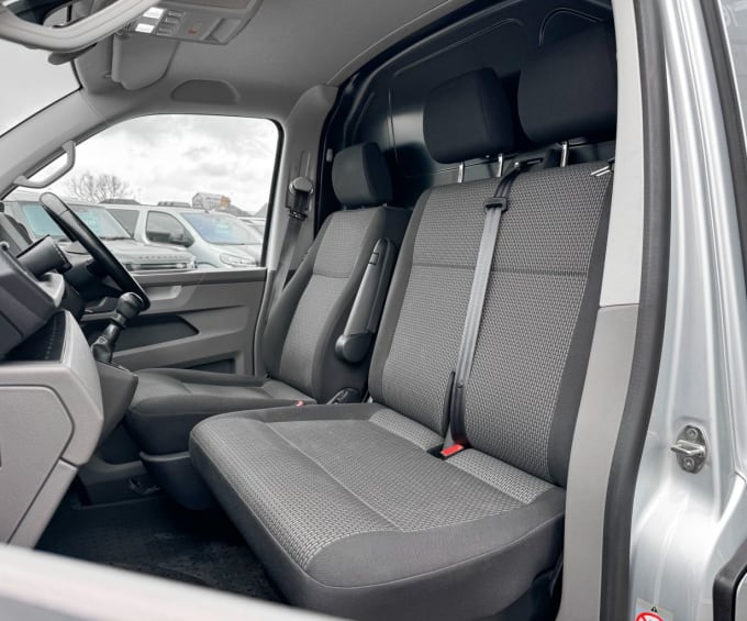 2025 Volkswagen Transporter