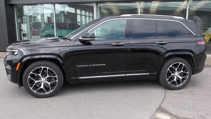 2025 Jeep Grand Cherokee