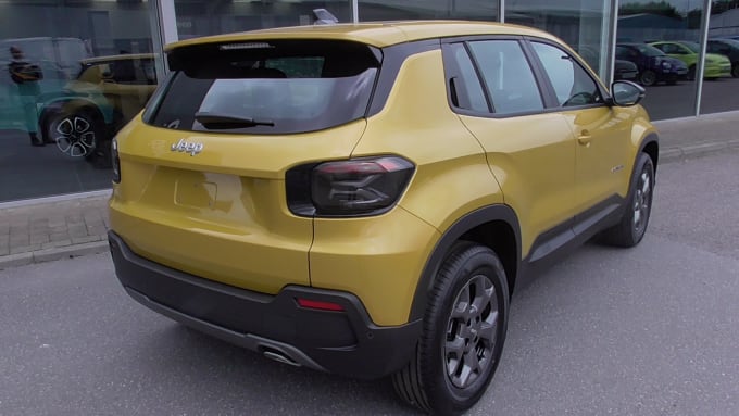 2025 Jeep Avenger