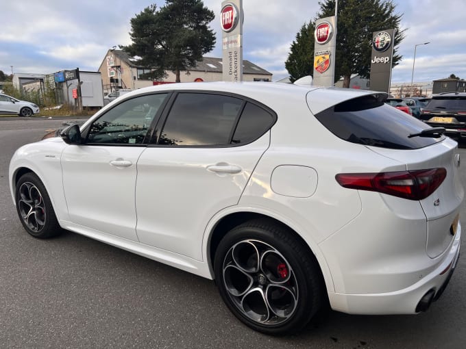 2022 Alfa Romeo Stelvio