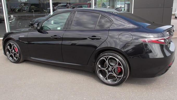 2025 Alfa Romeo Giulia