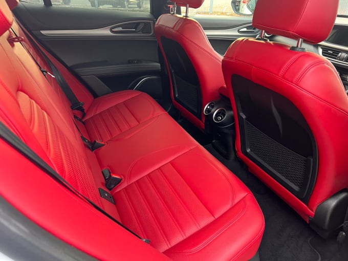 2022 Alfa Romeo Stelvio