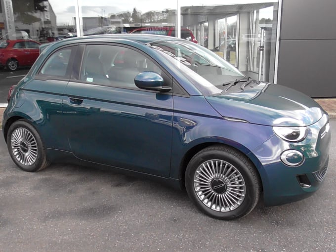 2025 Fiat 500e