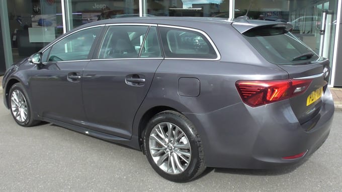 2024 Toyota Avensis