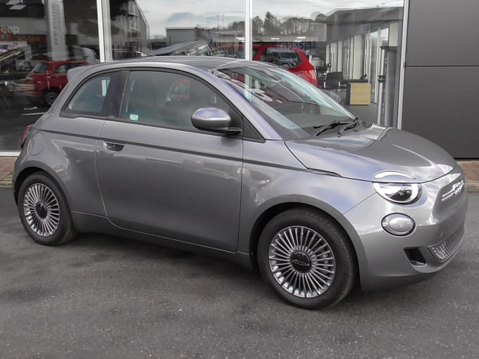 2025 Fiat 500e