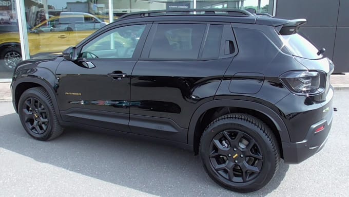 2025 Jeep Avenger