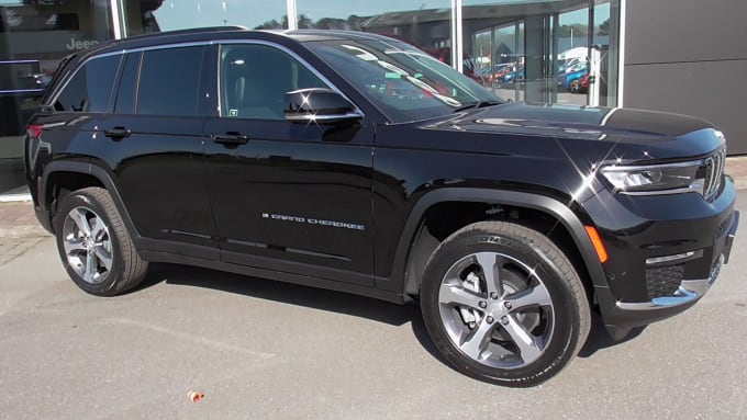 2025 Jeep Grand Cherokee