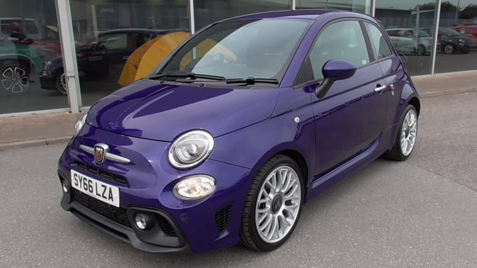 2025 Abarth 595