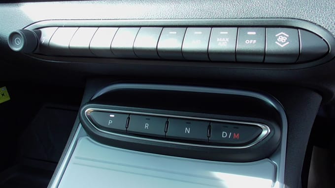 2025 Jeep Avenger