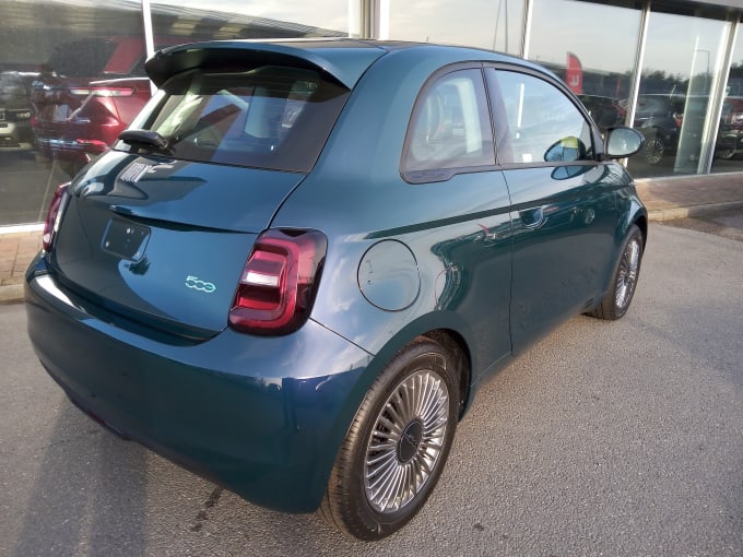 2024 Fiat 500e
